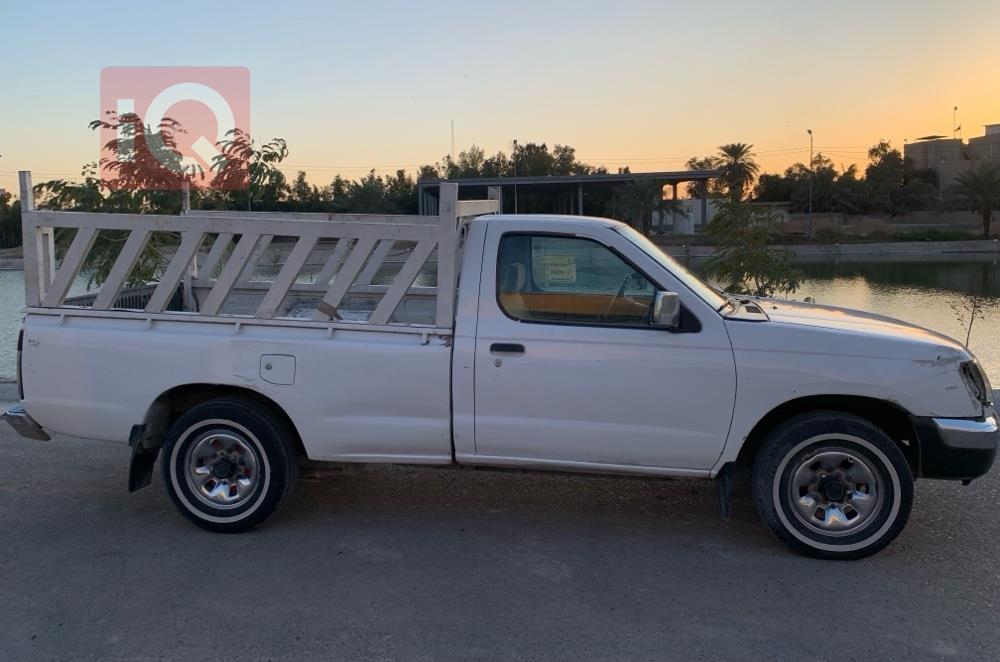 نيسان بيك اب